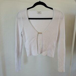 ABERCROMBIE & FITCH WHITE RIBBED SWEATER